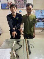 ជិះម៉ូតូដើរទាក់ឆ្កែ តែត្រូវជាប់អន្ទាក់ពលរដ្ឋវិញ